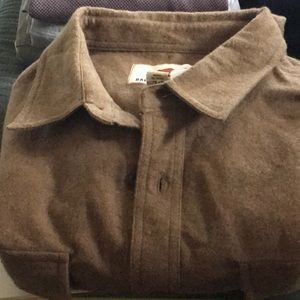 Dakota Grizzly Shirt